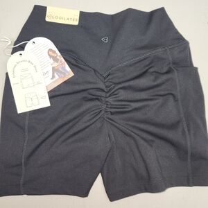 Blogilates Crisscross Scrunch Bike Shorts